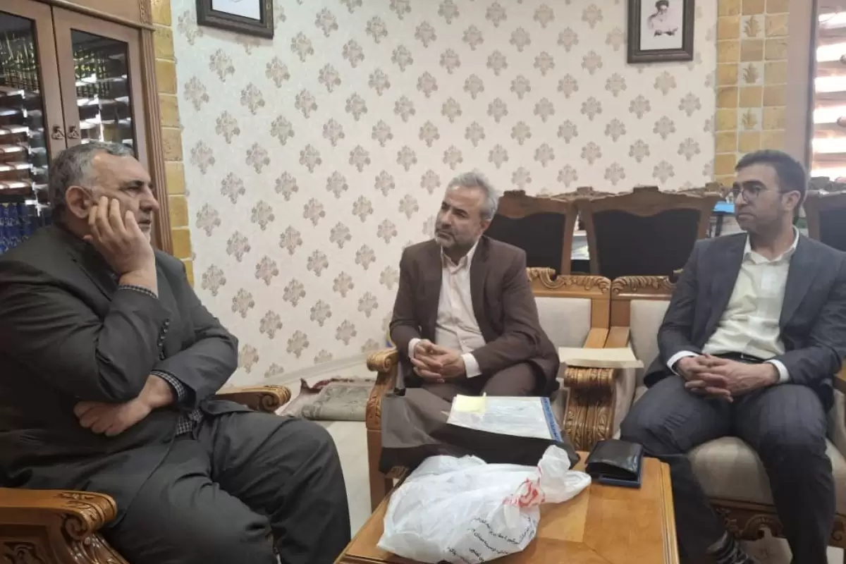بررسی مشکلات ناشران و کتابفروشان قم در دیدار با معاون فرهنگی وزارت ارشاد