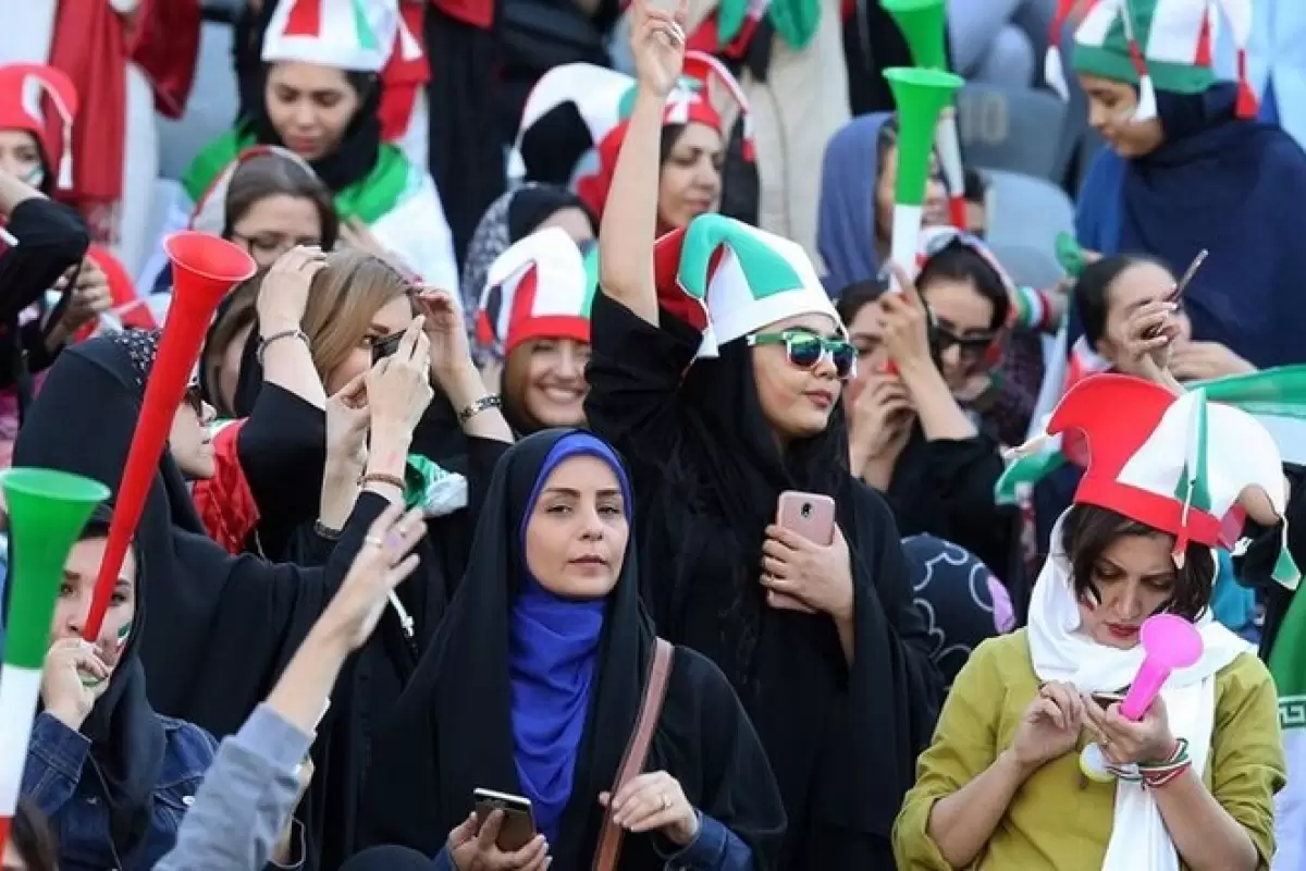 موافقت با حضور تماشاگران زن در بازی ایران و کره شمالی در مشهد