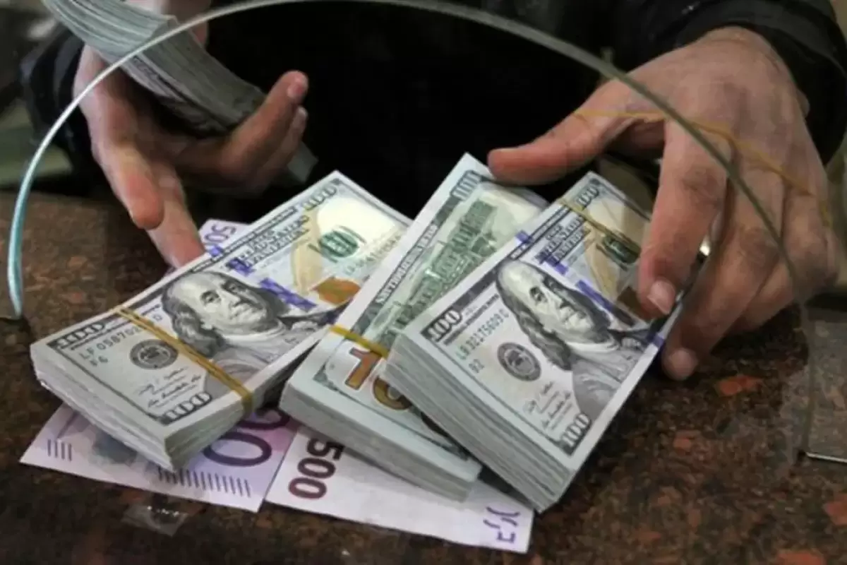 قیمت دلار صرافی ملی امروز شنبه 6 اردیبهشت 1404