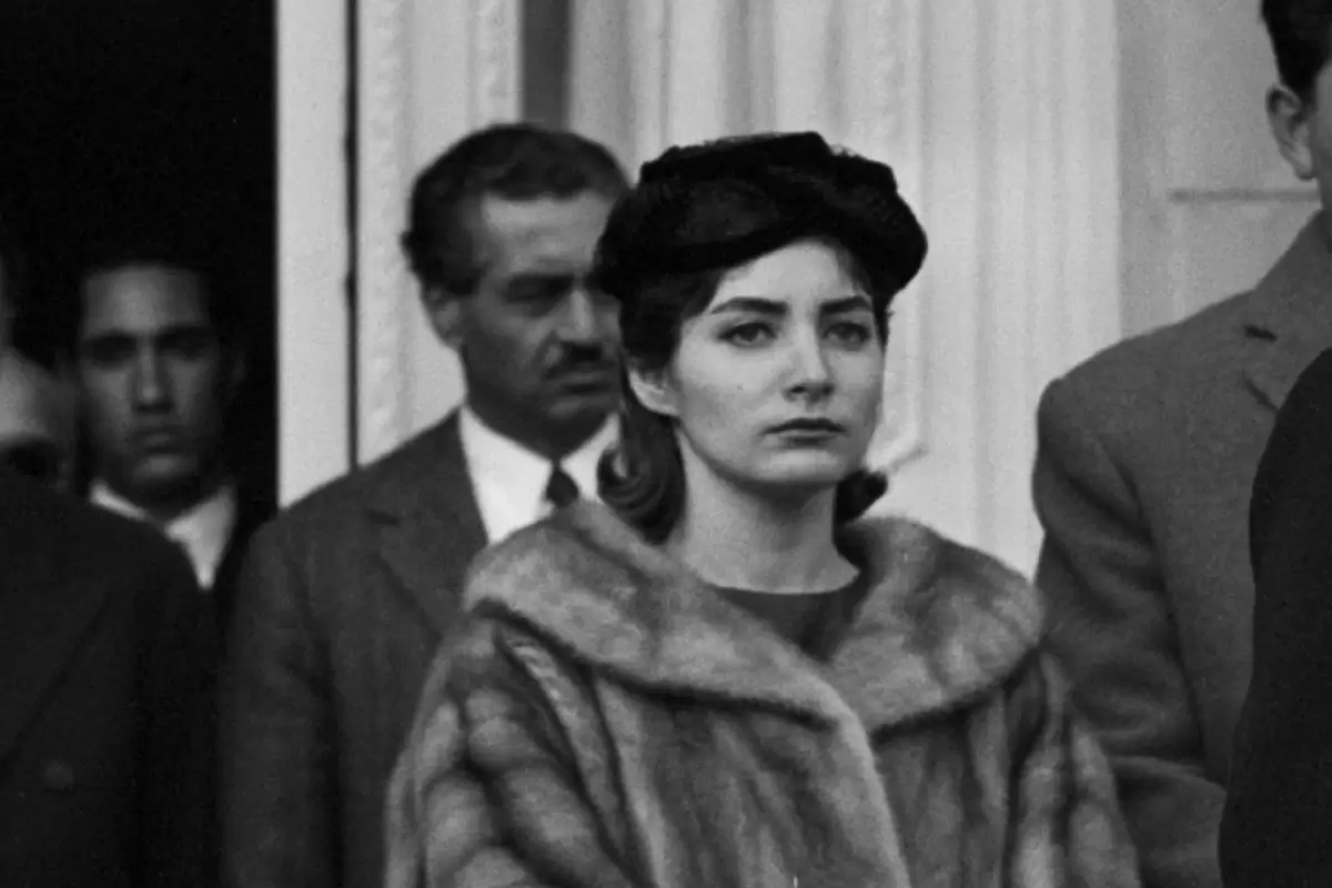 عکس؛ سفر در زمان؛ دیدار «شهناز پهلوی و همسر دوم اش با امپراتور و ملکه ژاپن؛ سال 55