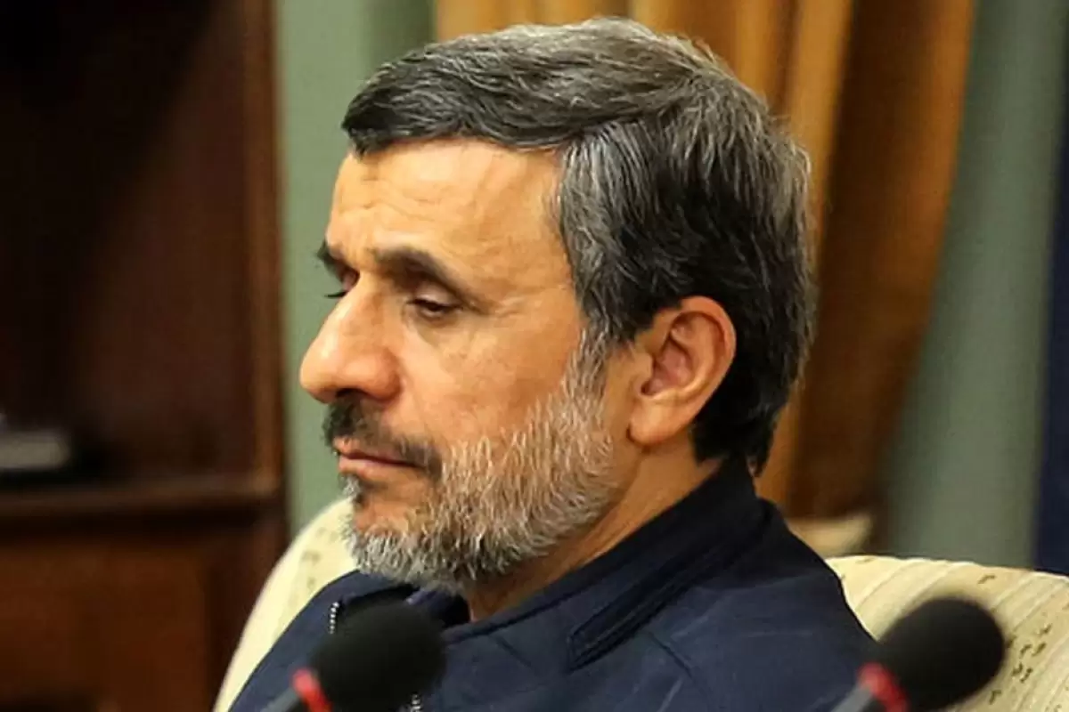 عکس؛ سفر به تاریخ؛ «محمود احمدی نژاد» در 27 سالگی در ژاندارمری ماکو