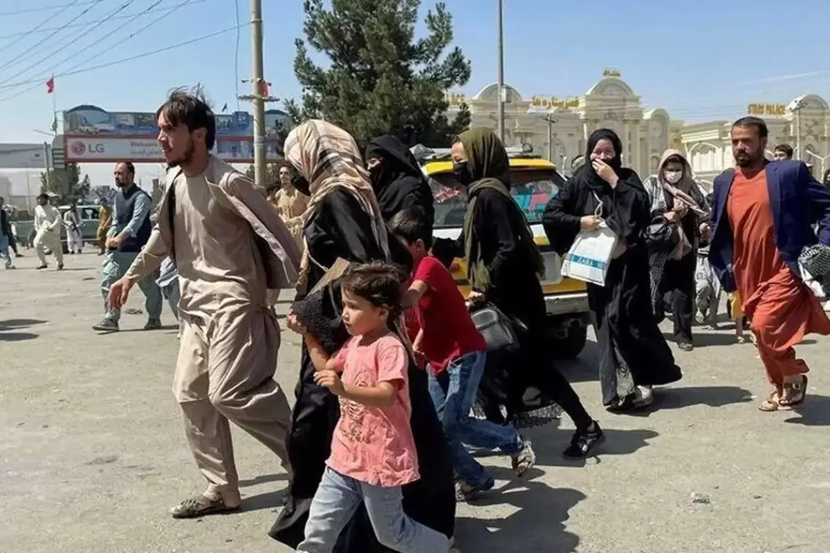 مجازات به کارگیری اتباع بیگانه غیرمجاز