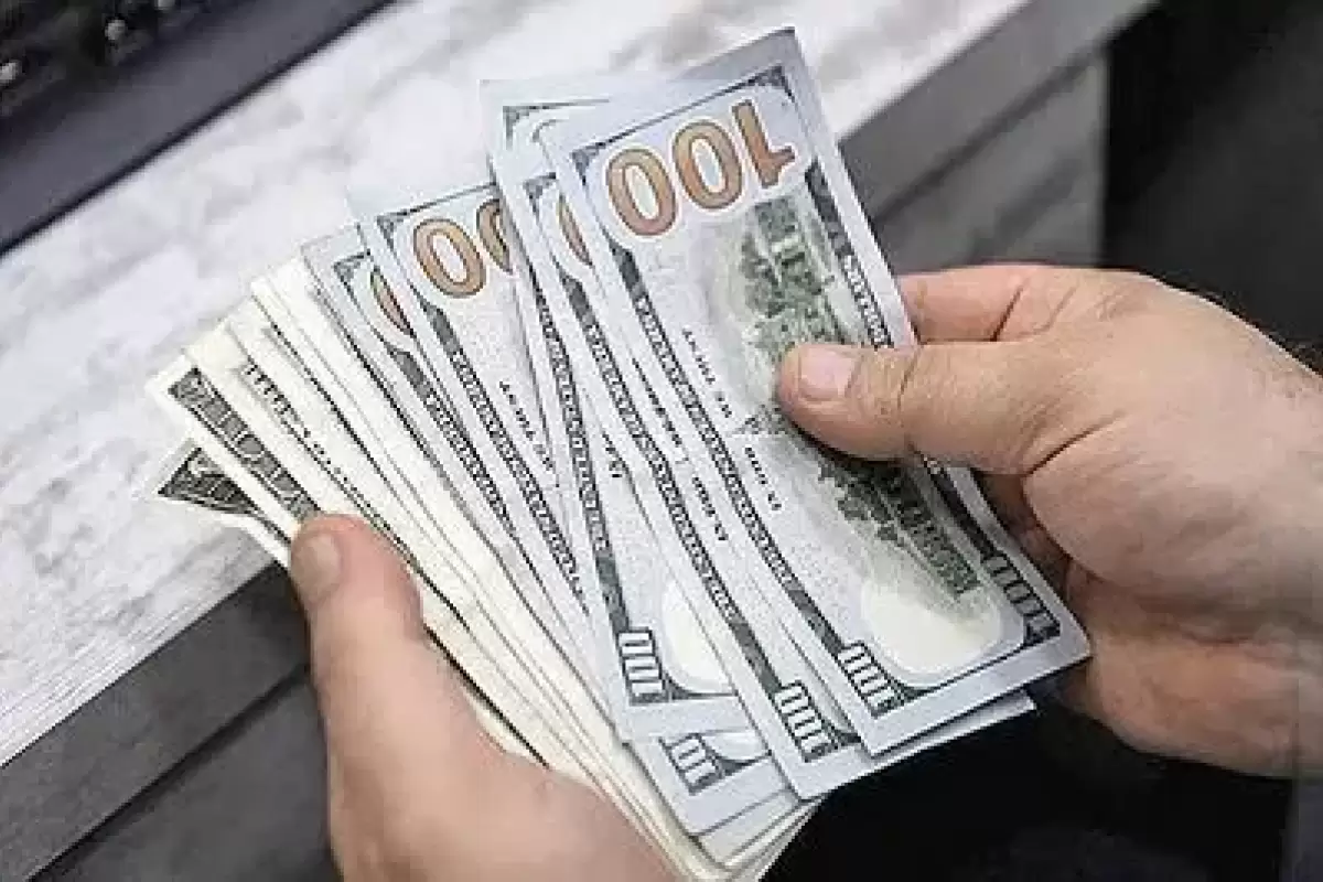 قیمت دلار صرافی ملی امروز یکشنبه 7 اردیبهشت 1404