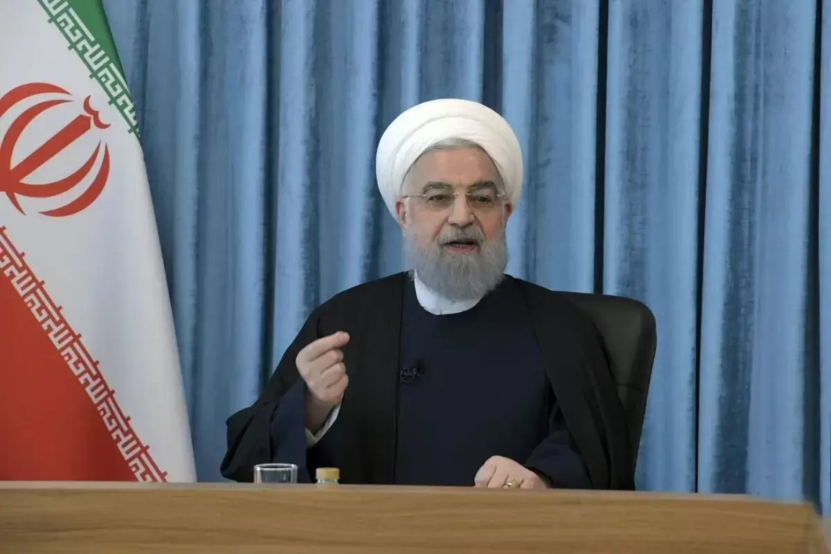 حسن روحانی درباره مذاکرات: باید از فرصت پیش‌آمده برای مذاکرات حداکثر استفاده را ببریم / مردم و نظام سال‌های 82 و 92 مانع جنگ شدند/ بهار 1400 یک امضا تا توافق بود؛ اما نگذاشتند
