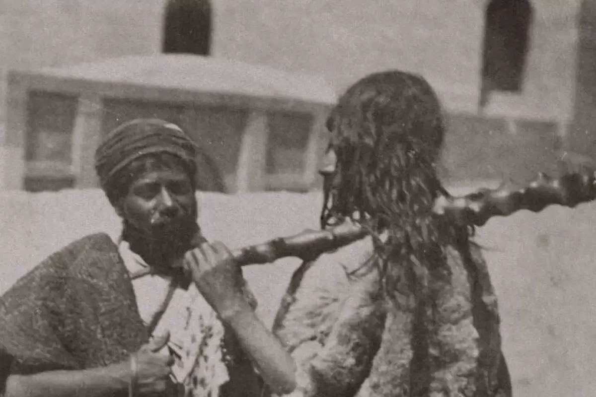 عکس؛ سفر به تاریخ؛ «دار و دستۀ درویش‌ها» در ایران عهد قاجار؛ 130 سال قبل