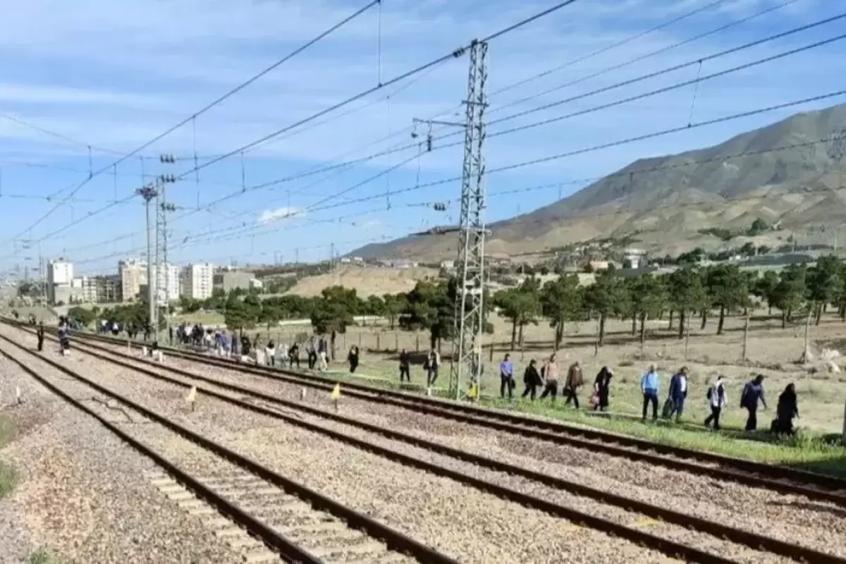 دلیل وقوع حادثه خط پنج مترو از زبان کارکنان مترو