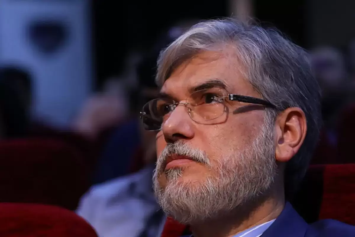 شتاب در جذب نخبگان علمی؛ وزیر علوم: مسکن اساتید دغدغه اول ماست