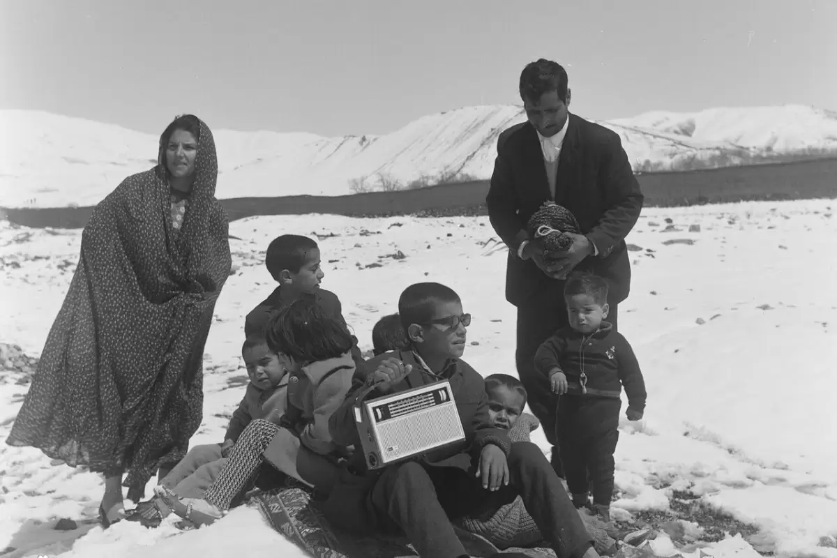 (تصاویر) سفر به تهران قدیم؛ پدربزرگ‌ها و مادربزرگ‌های تهرانی‌ برای ۱۳به‌در کجا می‌رفتند؟