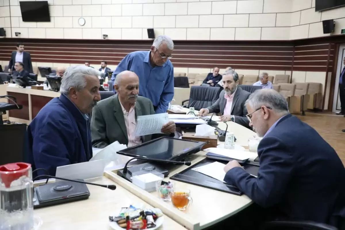دیدار چهره به چهره استاندار البرز با ۴۵ نفر از مردم شریف استان البرز