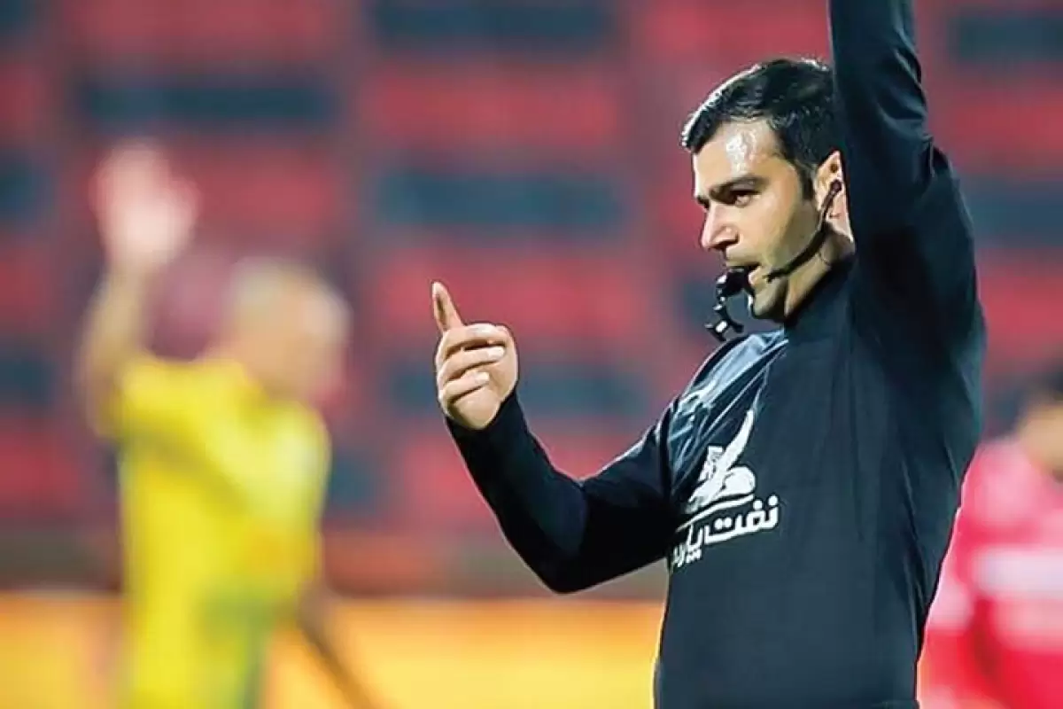 محمدی داور بازی قهرمان لیگ برتر و نساجی؛ بازی استقلال VAR ندارد!