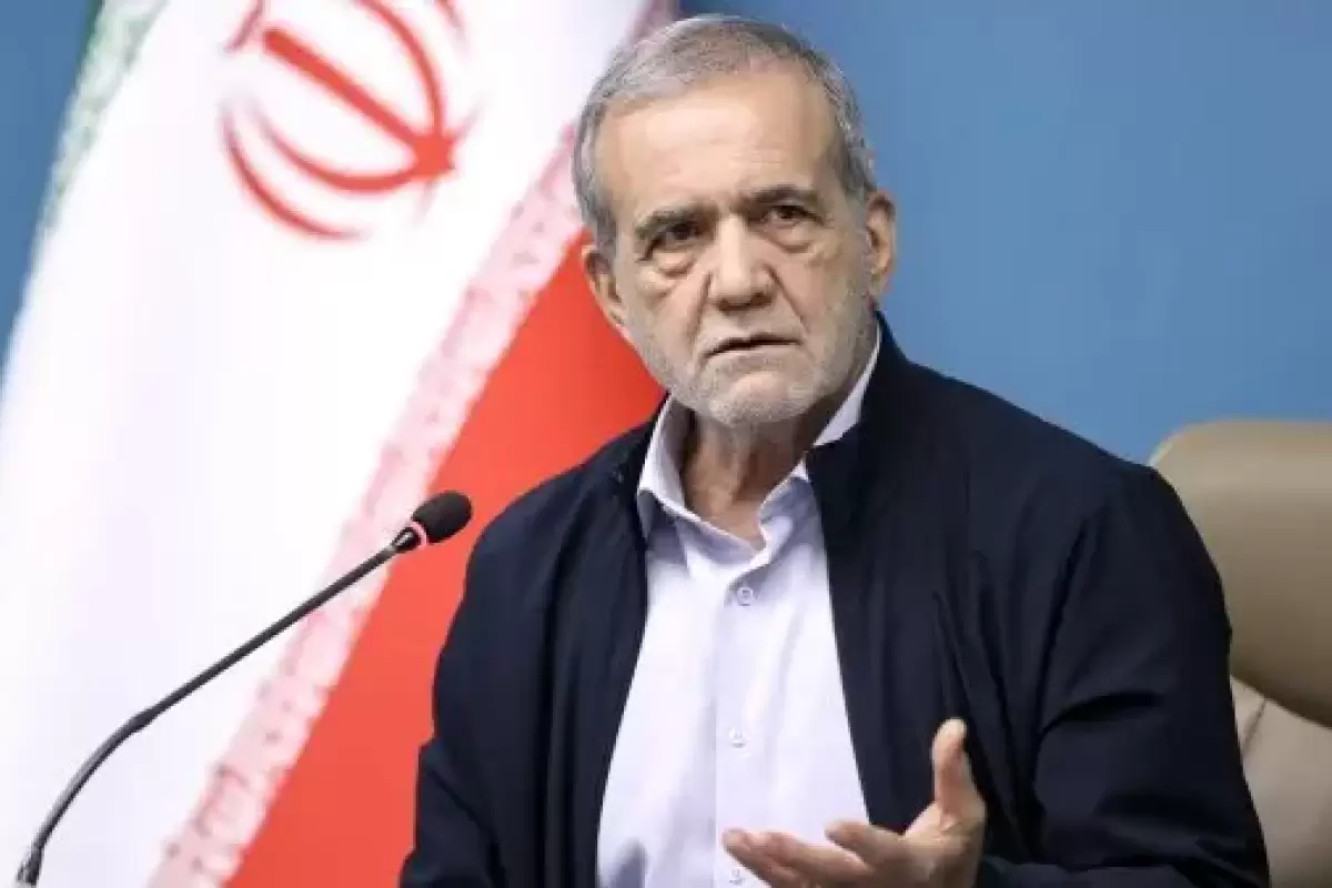 پزشکیان: هیچ ظلمی بالاتر از این نیست که نپذیریم دیدگاه و نظر اشتباهی داشته‌ایم و حتی آن نظر را در جامعه اعمال کرده و برای مردم مشکل ایجاد کنیم