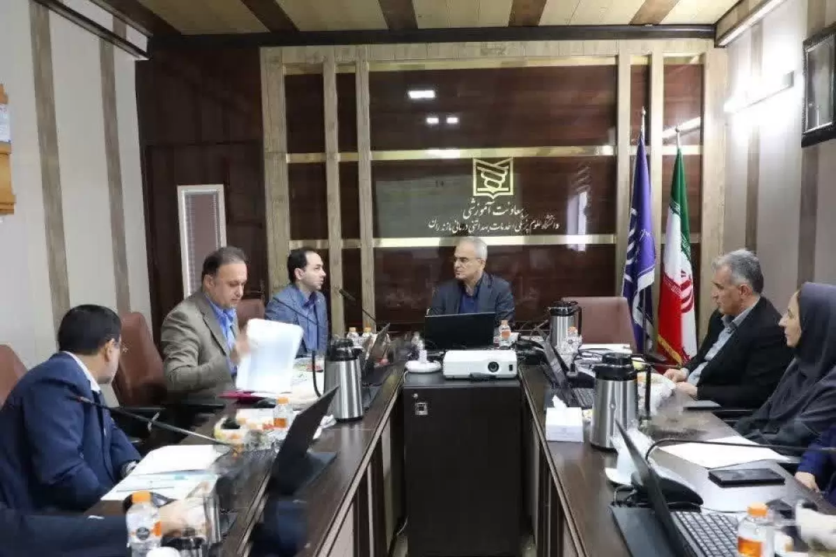 برگزاری نشست هم‌اندیشی رئیس دانشگاه علوم پزشکی مازندران با مدیران معاونت آموزشی