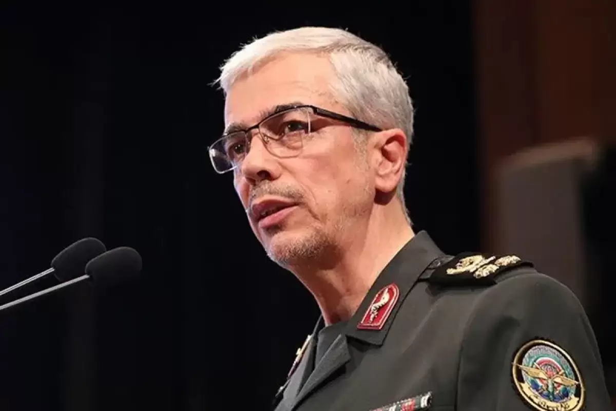 سرلشکر باقری: جامعه بسیار پیچیده و در حال تحول است؛ اگر فرماندهی انتظامی بخواهد با باتوم برخورد کند راه به جایی نمی‌برد؛ ما نیاز به تدبیر داریم