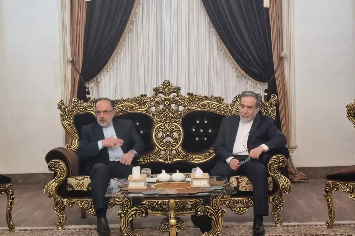 عراقچی از هند به مشهد رفت