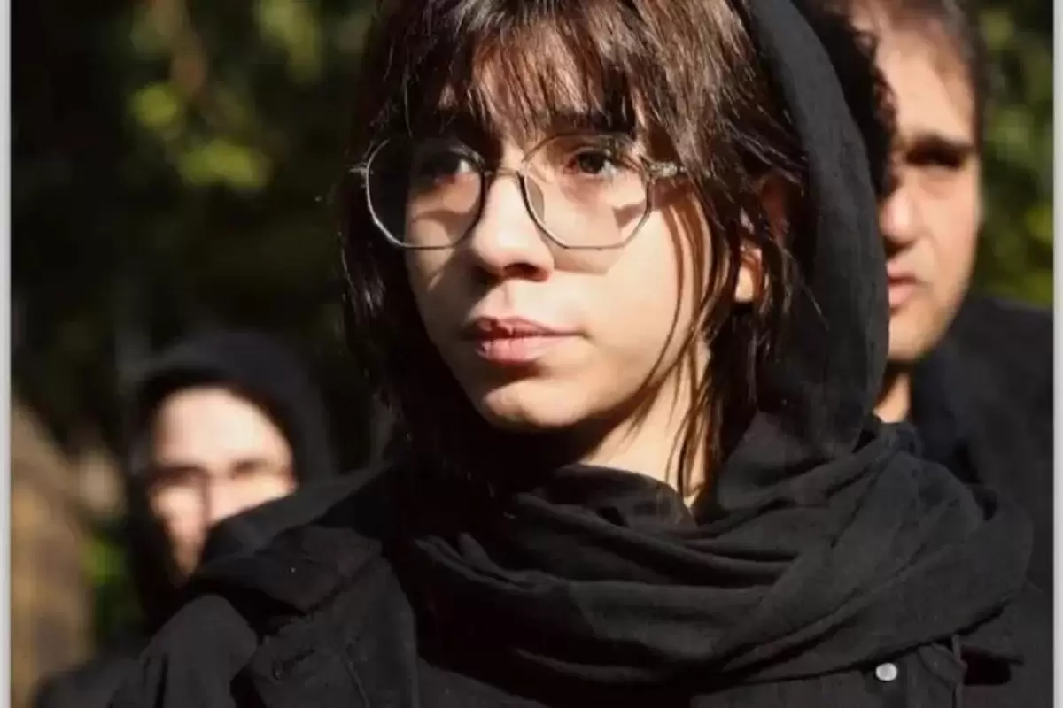 عکس؛ واکنش دختر داریوش مهرجویی به تأیید رای متهمان پرونده قتل پدر و مادرش: درخواست اعدام نداریم