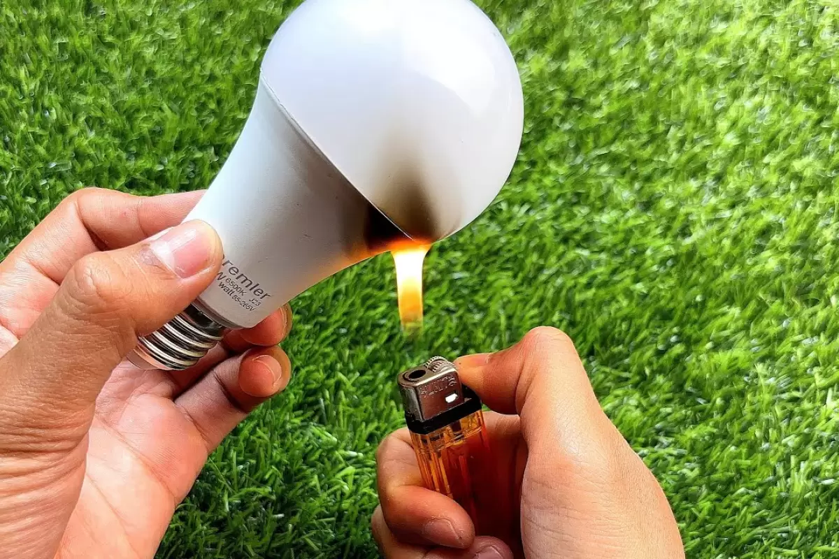 ببینید؛ ترفندهای ساده و جالب برای تعمیر لامپ LED سوخته