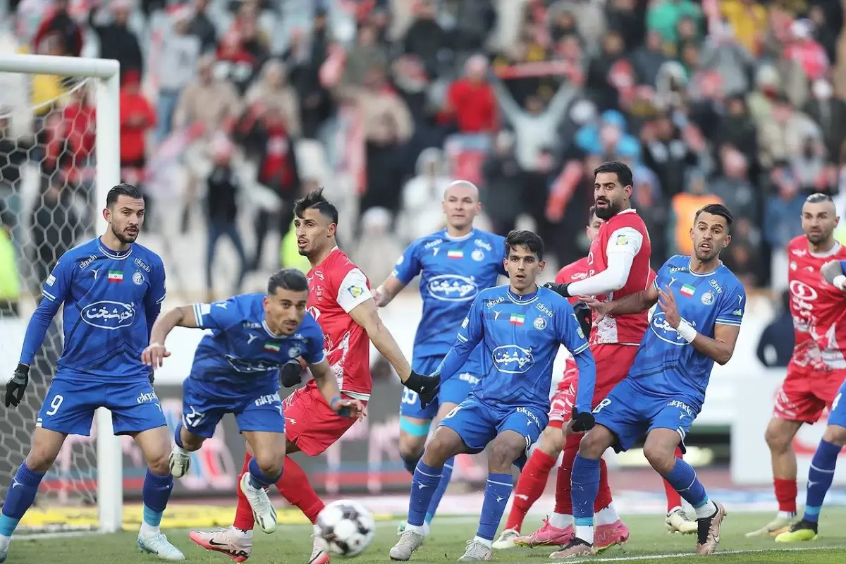 مشکلات مجوز حرفه‌ای استقلال و پرسپولیس؛ حذف از آسیا جدی شد!