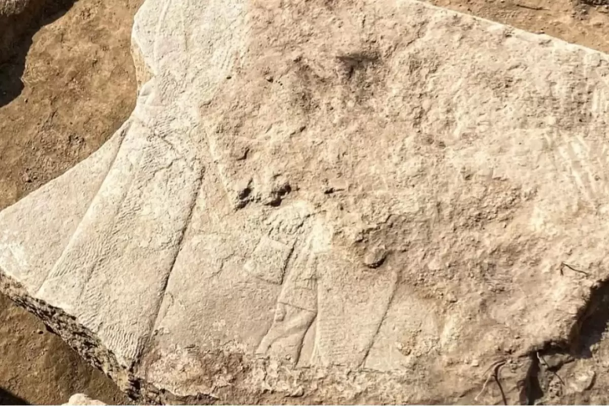 نقش برجسته‌ای ۲۷۰۰ ساله از ایزدان آشوری در نینوا کشف شد