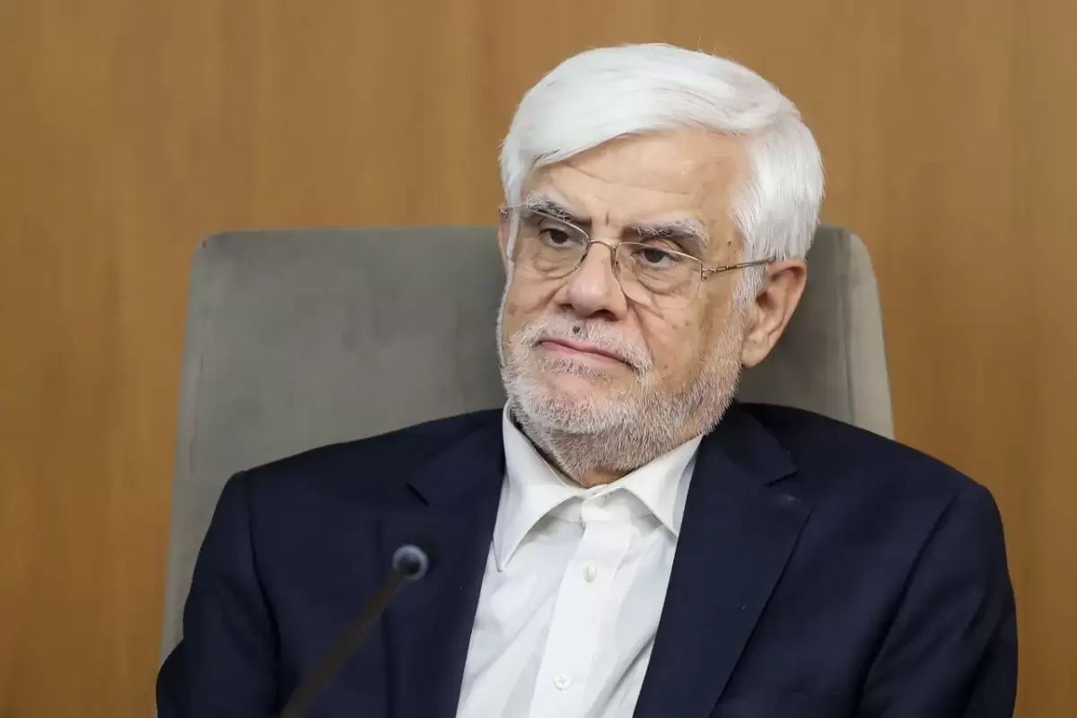 عارف: لازم است نقش بانک‌ها در توسعه کشور مورد آسیب‌شناسی قرار گیرد