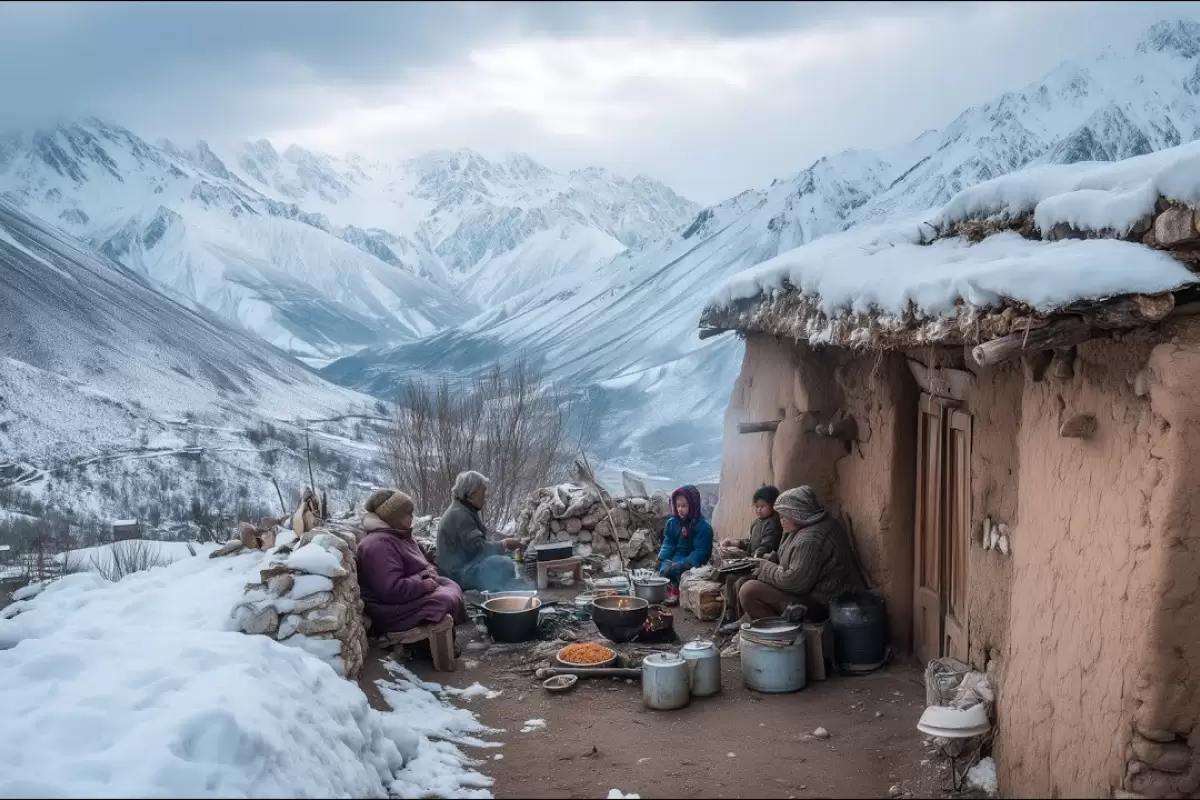 ببینید؛ غذای روستایی در افغانستان؛ پخت غذای محلی با مرغ و سیب زمینی