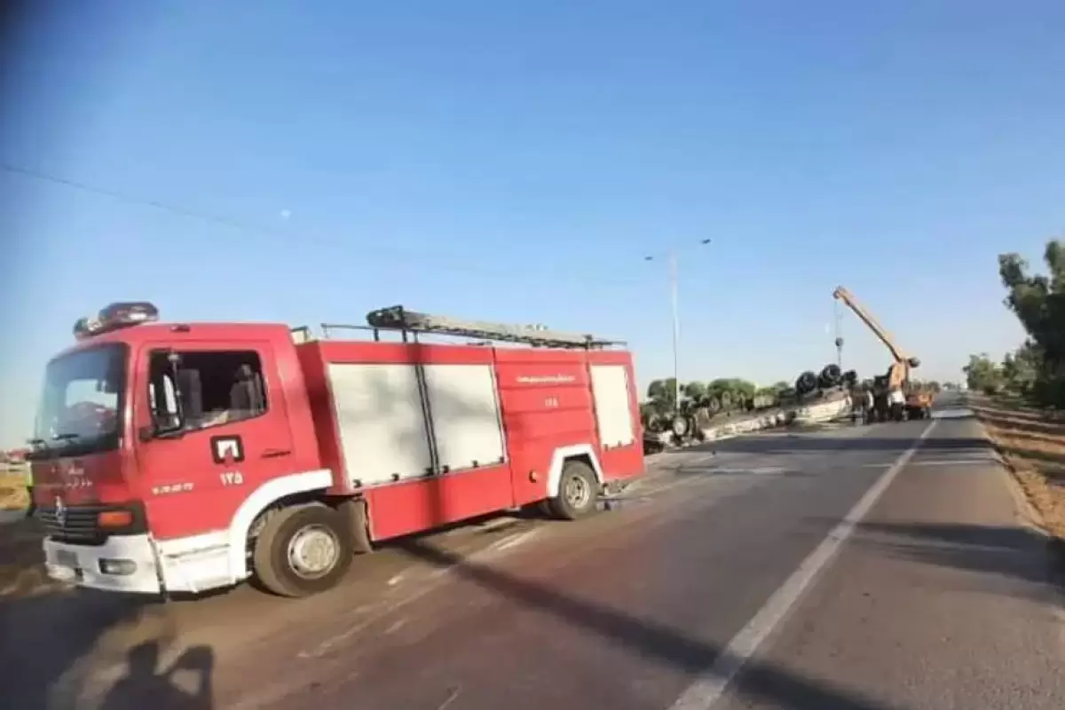 واژگونی تانکر سوخت و فوت راننده در محور اندیمشک