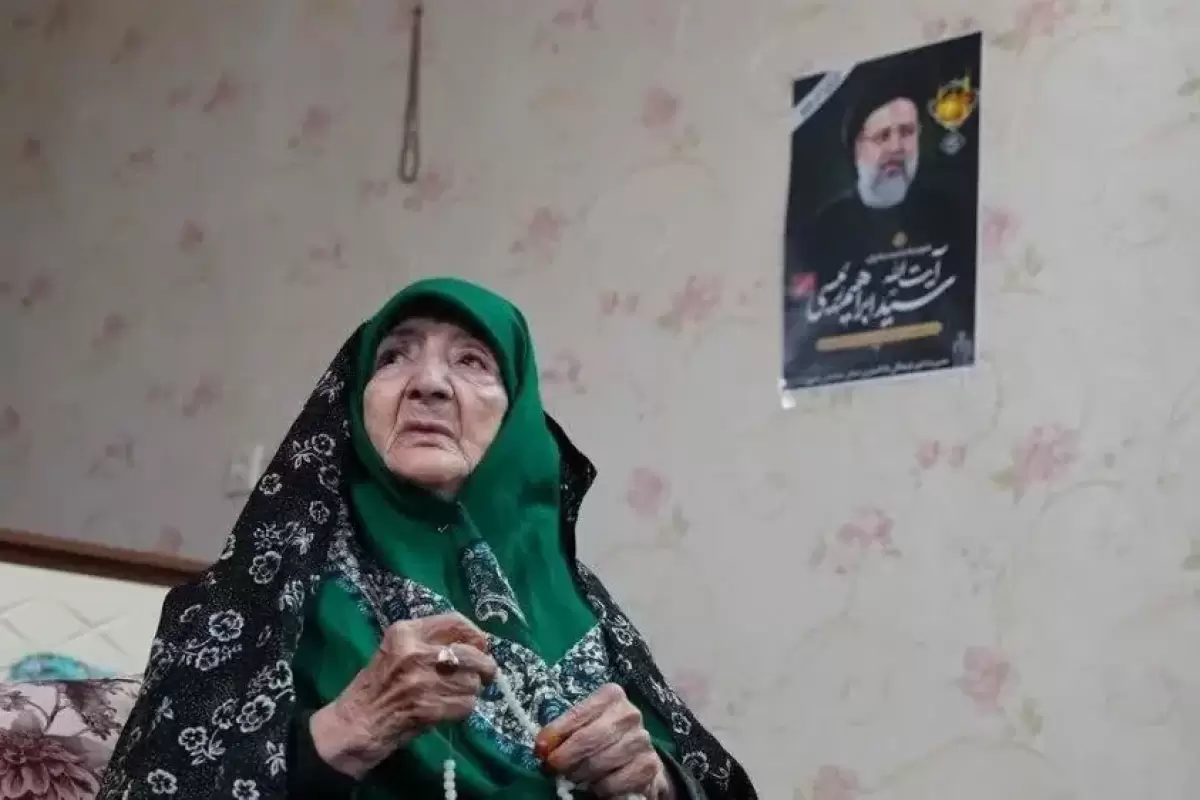 تصویری از مادر شهید رئیسی در آستانه سالگرد پسرش + عکس