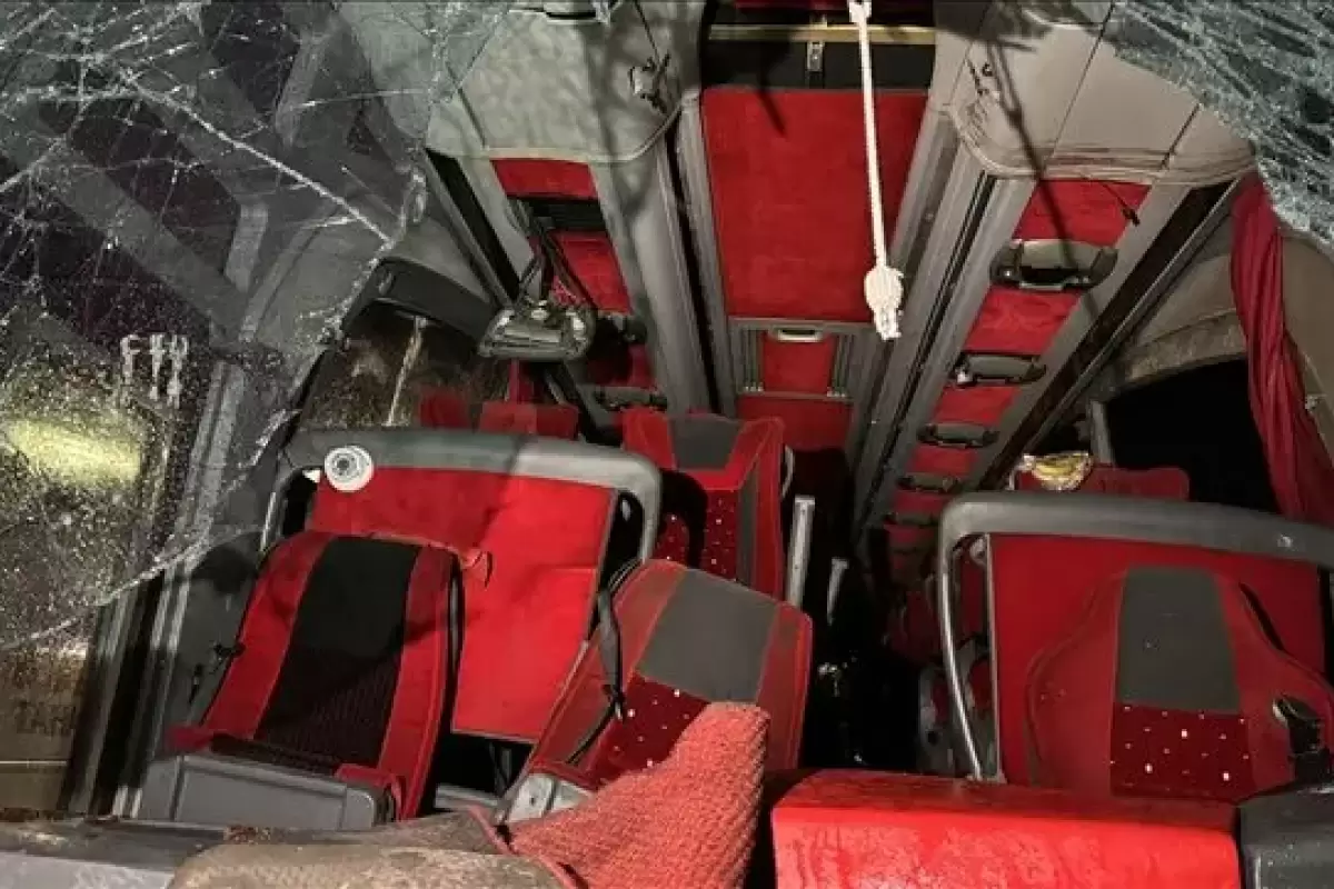 فاجعه در سریلانکا؛ سقوط اتوبوس از صخره جان ۱۵ نفر را گرفت