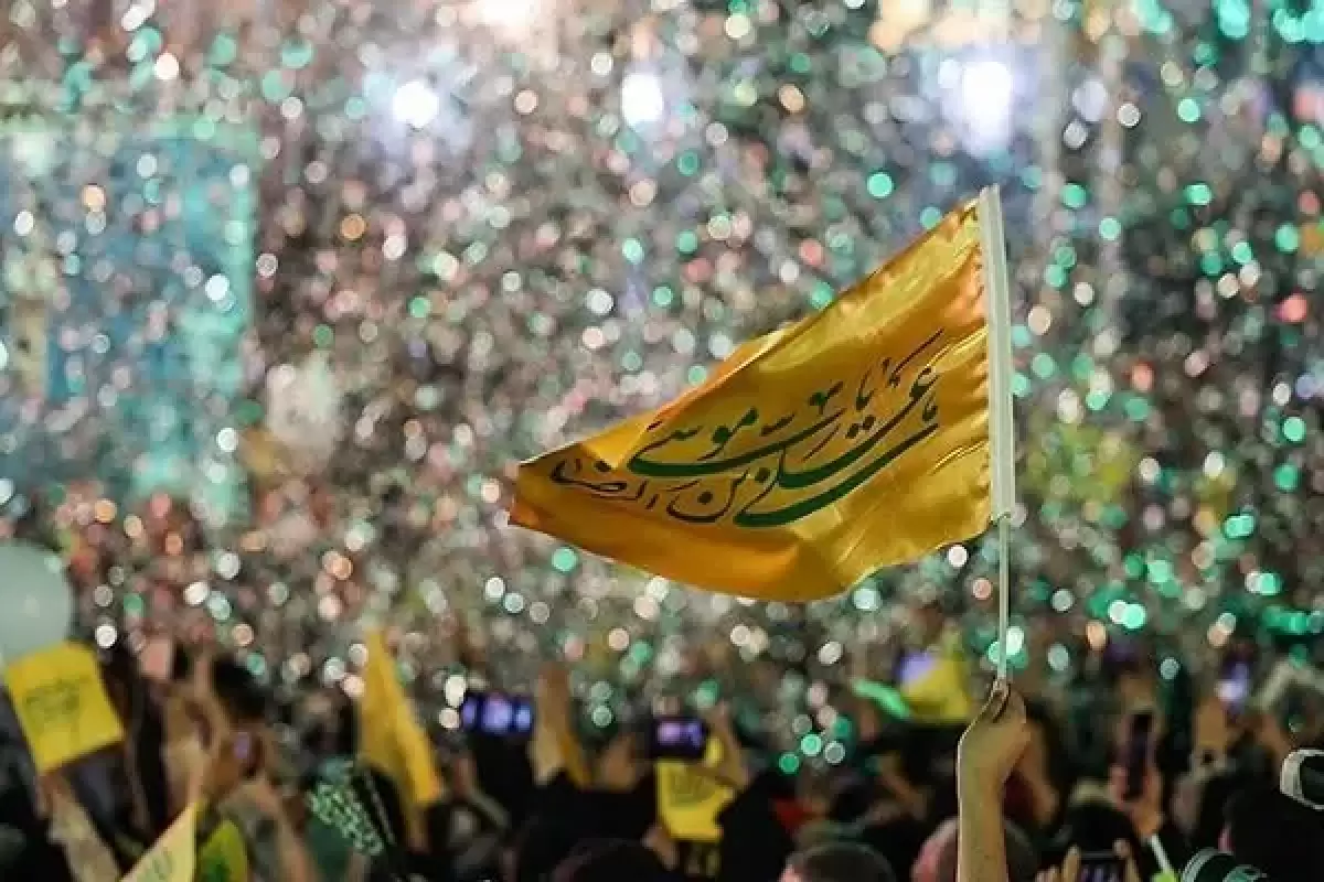 نورباران میدان  ولیعصر در شب تولد امام هشتم + فیلم