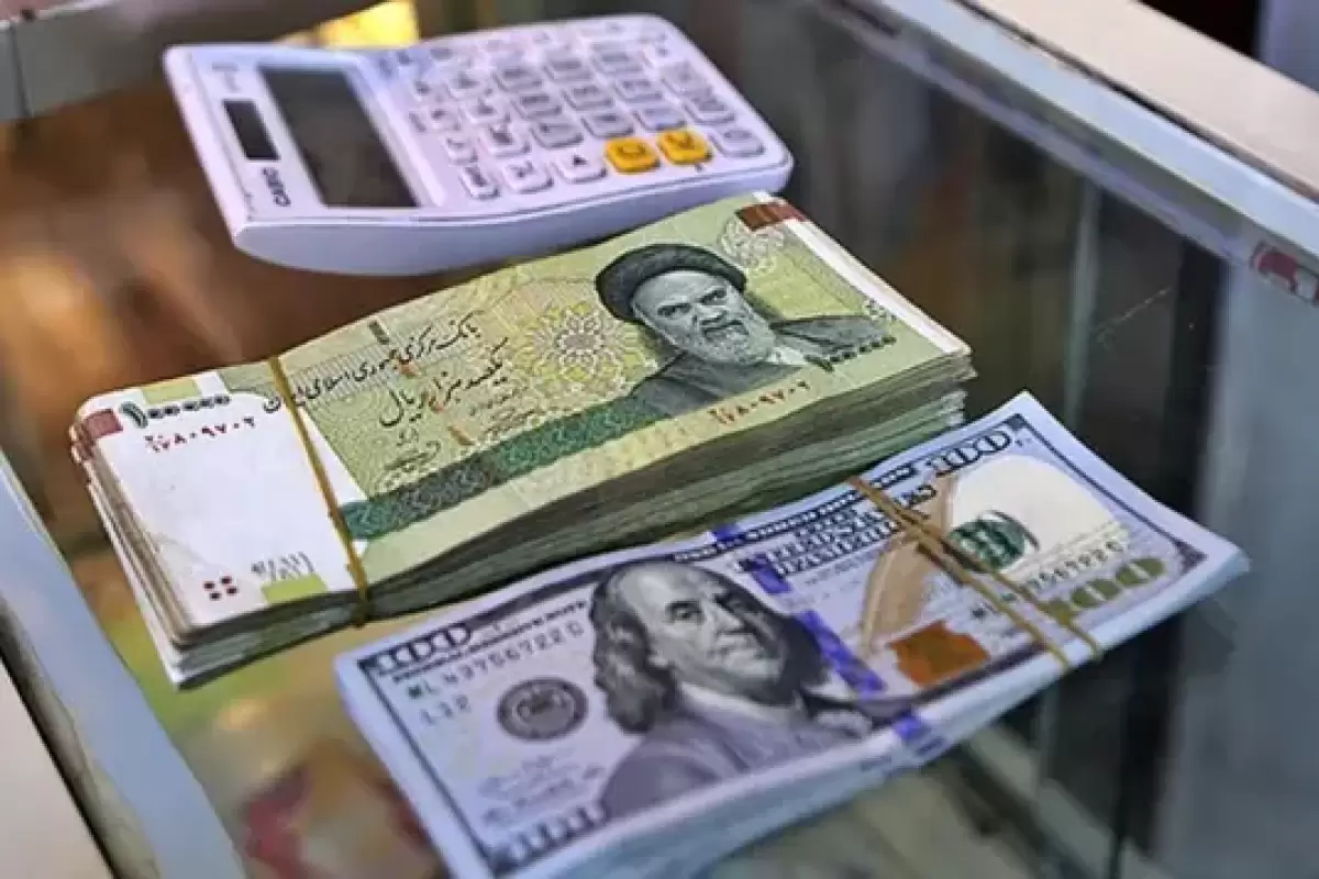 قیمت دلار و یورو در مرکز مبادله ایران؛ یکشنبه ۴ خرداد