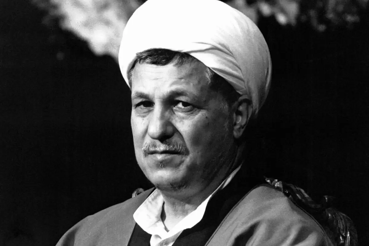 عکس؛ سفر در زمان؛ «صیاد شیرازی در کنار هاشمی رفسنجانی در جبهه‌»؛ دهه 60