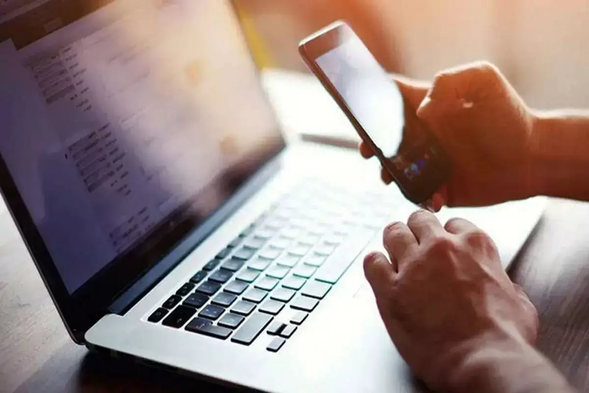 پاسخ مبهم وزارت ارتباطات درباره کند شدن سرعت اینترنت