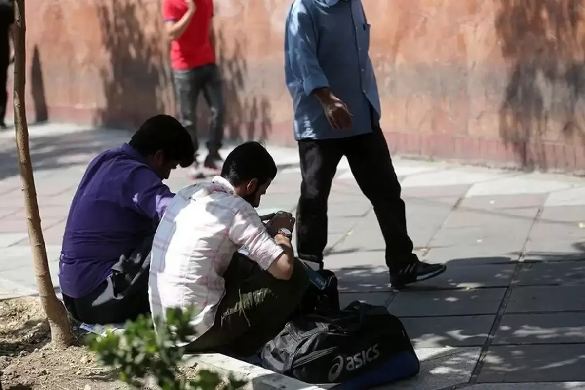 زیر پوست کاهش آمار نرخ بیکاری