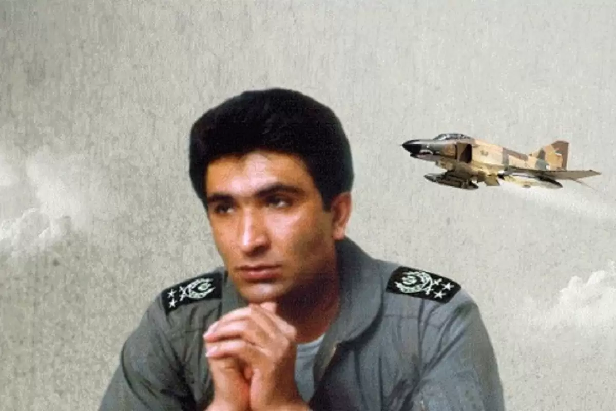 عکس؛ سفر در زمان؛ «شهید عباس دوران» در روز فارغ التحصیلی خلبانی در آمریکا؛ سال 51