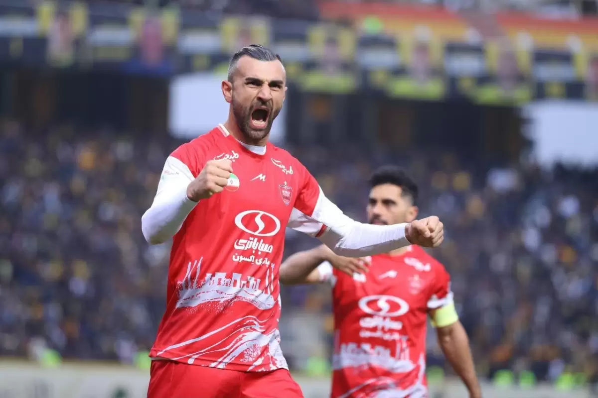 دورسون: تراکتور شایسته قهرمانی بود/ پرسپولیس تغییر می‌کند