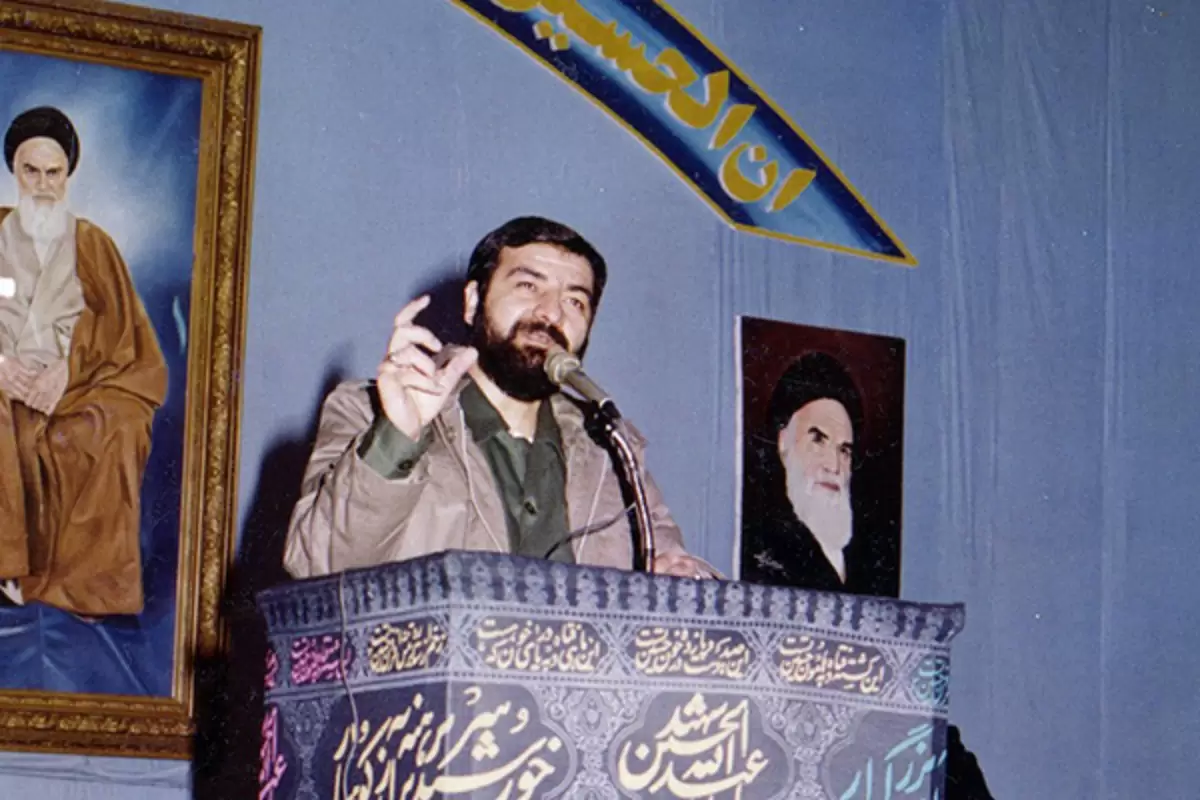 عکس؛ سفر در زمان؛ «قالیباف با لباس سپاه در کنار محسن رضایی»؛ دهه 60