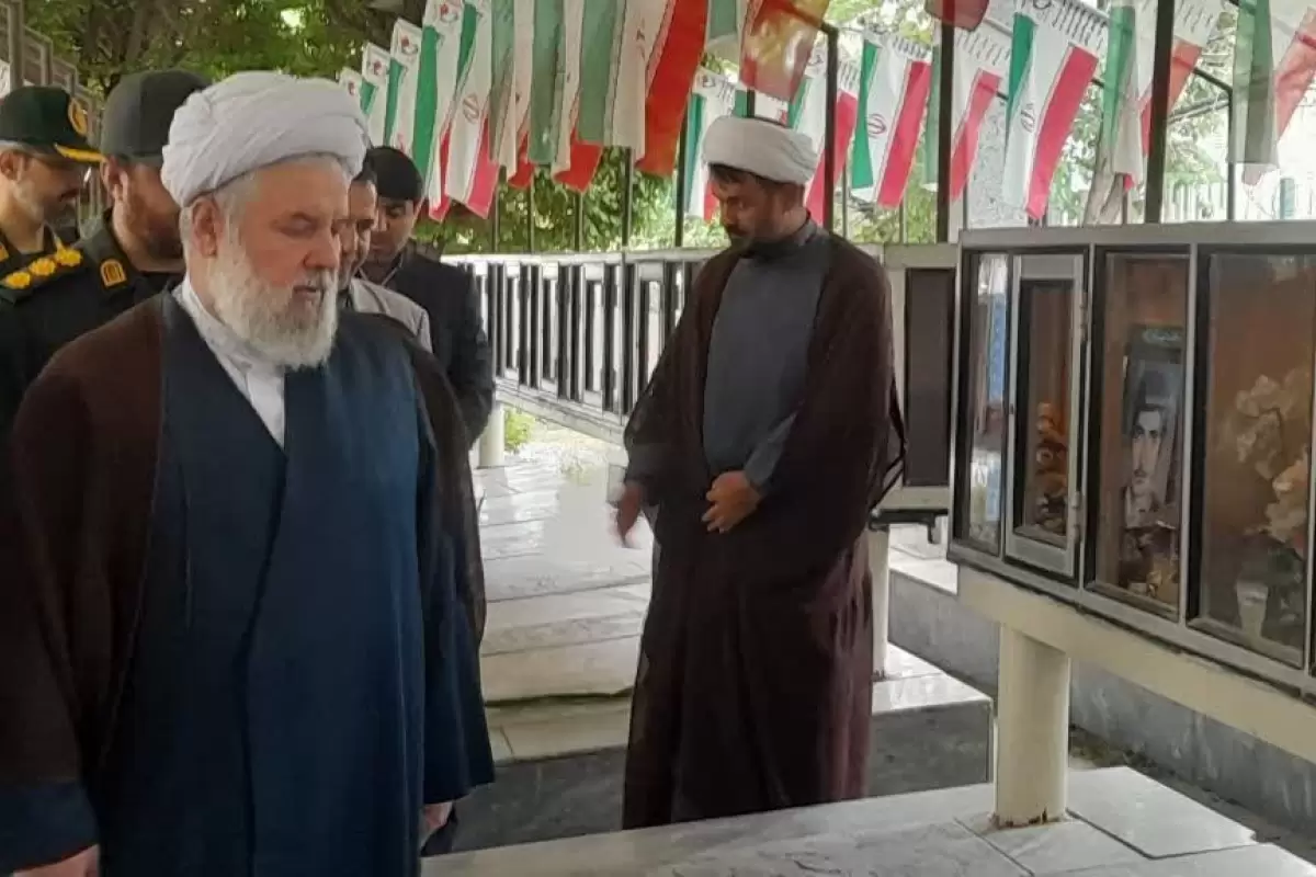 آثار شهید مطهری، چراغ راه نسل جوان و پاسداران انقلاب است