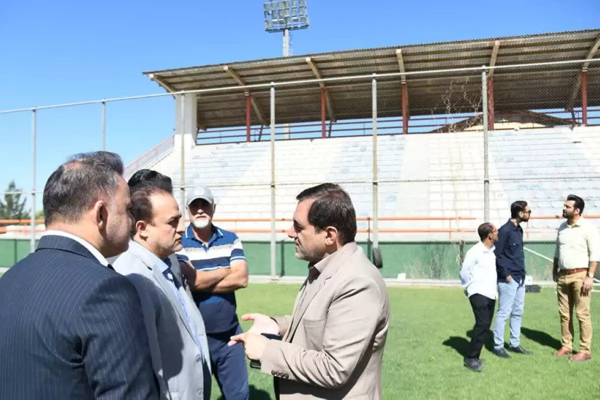 بازدید مسئولان استانی از روند آماده‌سازی استادیوم بیسبال مجموعه ورزشی انقلاب کرج
