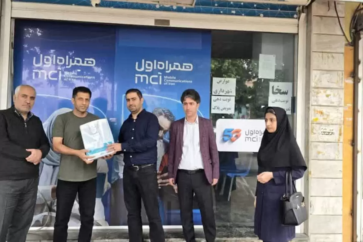 بازدید رییس مخابرات گالیکش از دفاتر پیشخوان ارائه دهنده خدمات مخابرات 