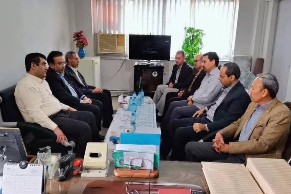 دیدار مسئولان شهرستان گنبد با رییس مخابرات این شهرستان به مناسبت روز جهانی مخابرات  