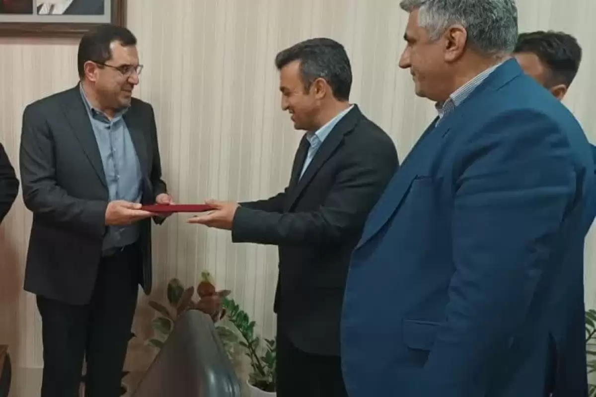 طی حکمی از سوی مدیر عامل آب منطقه ای گلستان مدیر منابع آب شهرستان گنبد کاووس منصوب شد