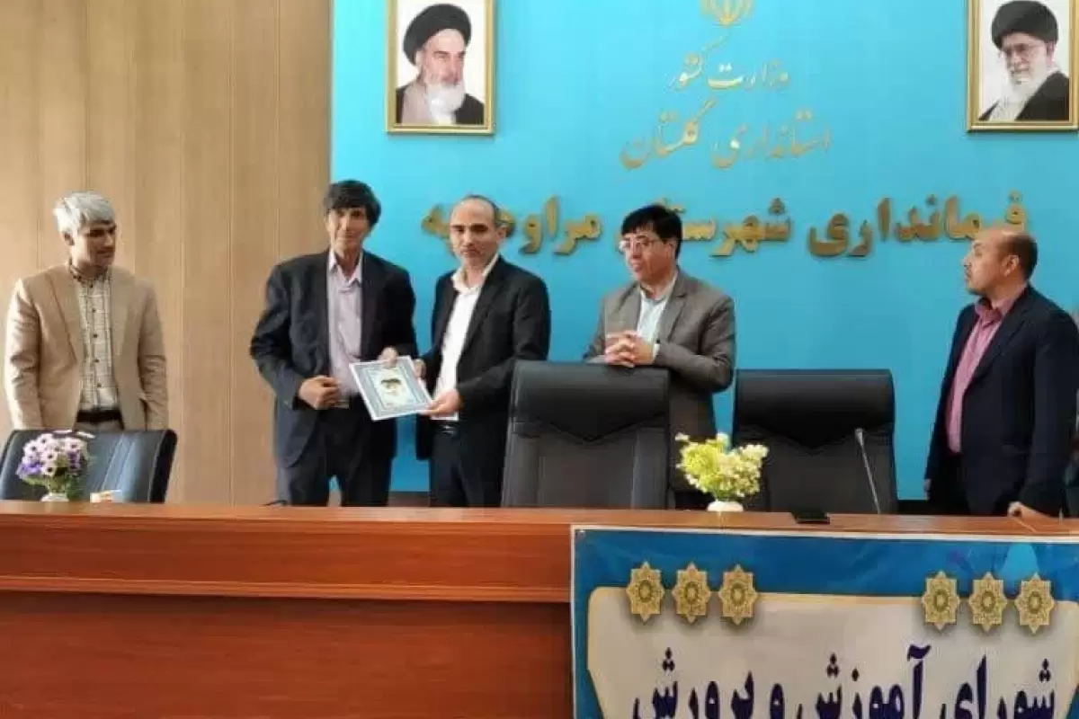 یکی از اولویت های دولت چهاردهم ، نهضت ملی مدرسه سازی  است.