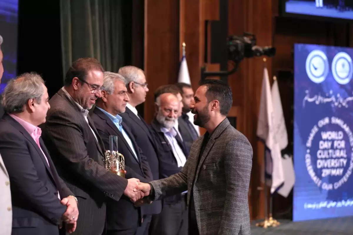  دریافت تندیس «فناوری و نوآوری پیشرو»  توسط شرکت توسعه آهن و فولاد گل‌گهر