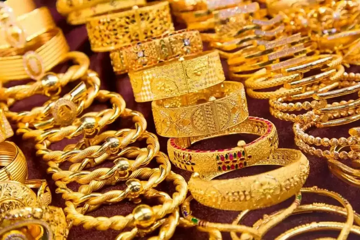 پیش‌بینی مهم رئیس اتحادیه طلا درباره قیمت طلا/ طلافروشان دچار روزگار سختی شده‌اند