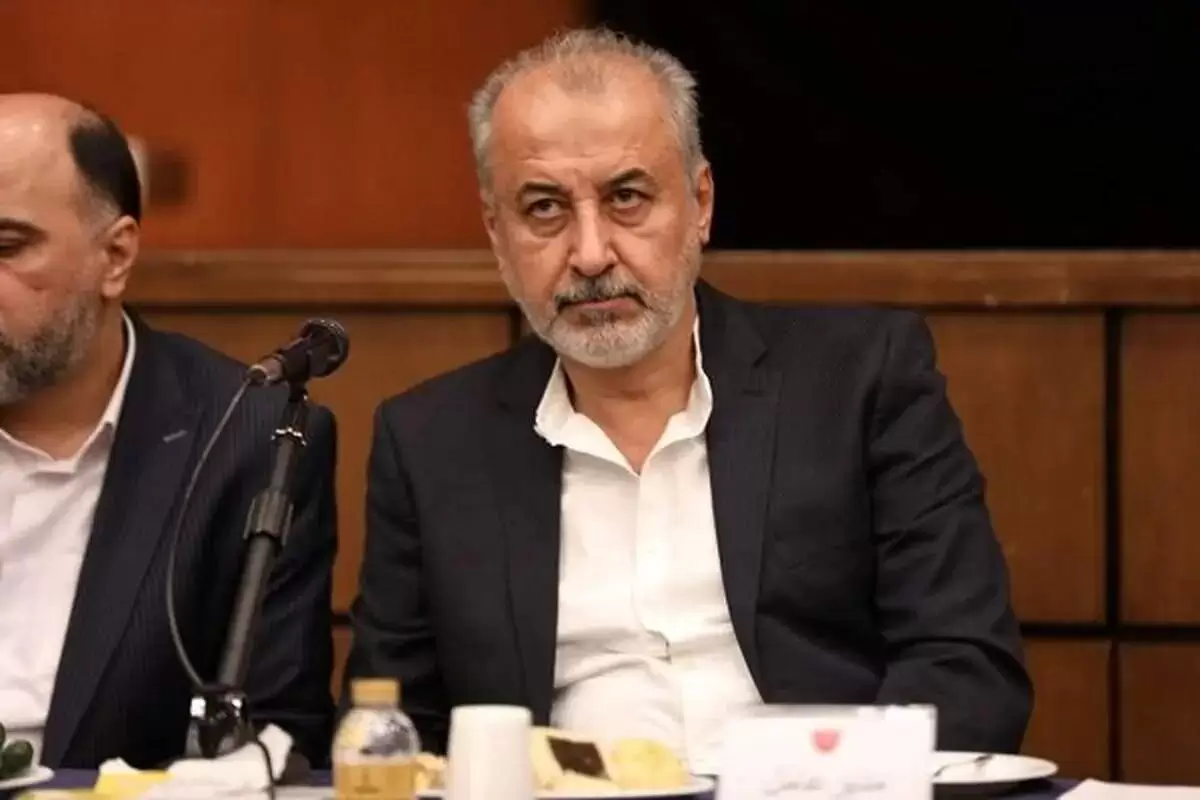 درویش: از این بازار هر چه بگوییم، برمی‌آید/ قرارداد دو دفاع و یک هافبک هفته آینده نهایی می‌شود
