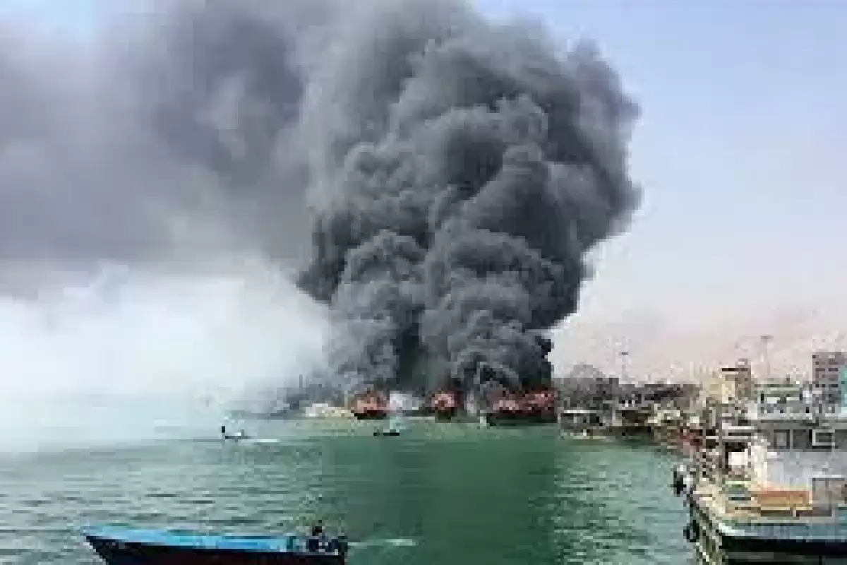 تصاویر جدید از حادثه انفجار در اسکله بوشهر + ویدئو