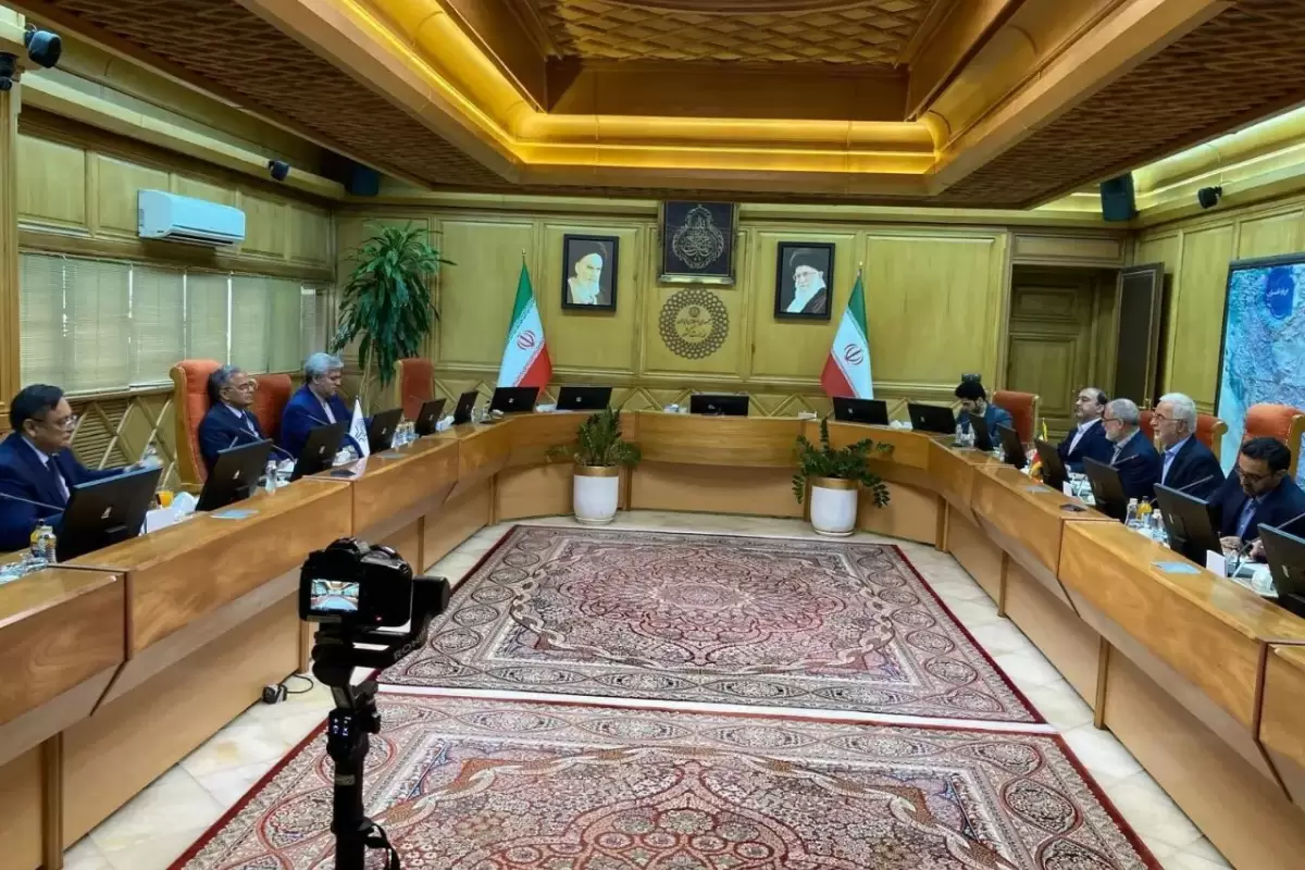 وزیر کشور در دیدار با دبیرکل اکو: ایران آماده همکاری با کشورهای عضو است
