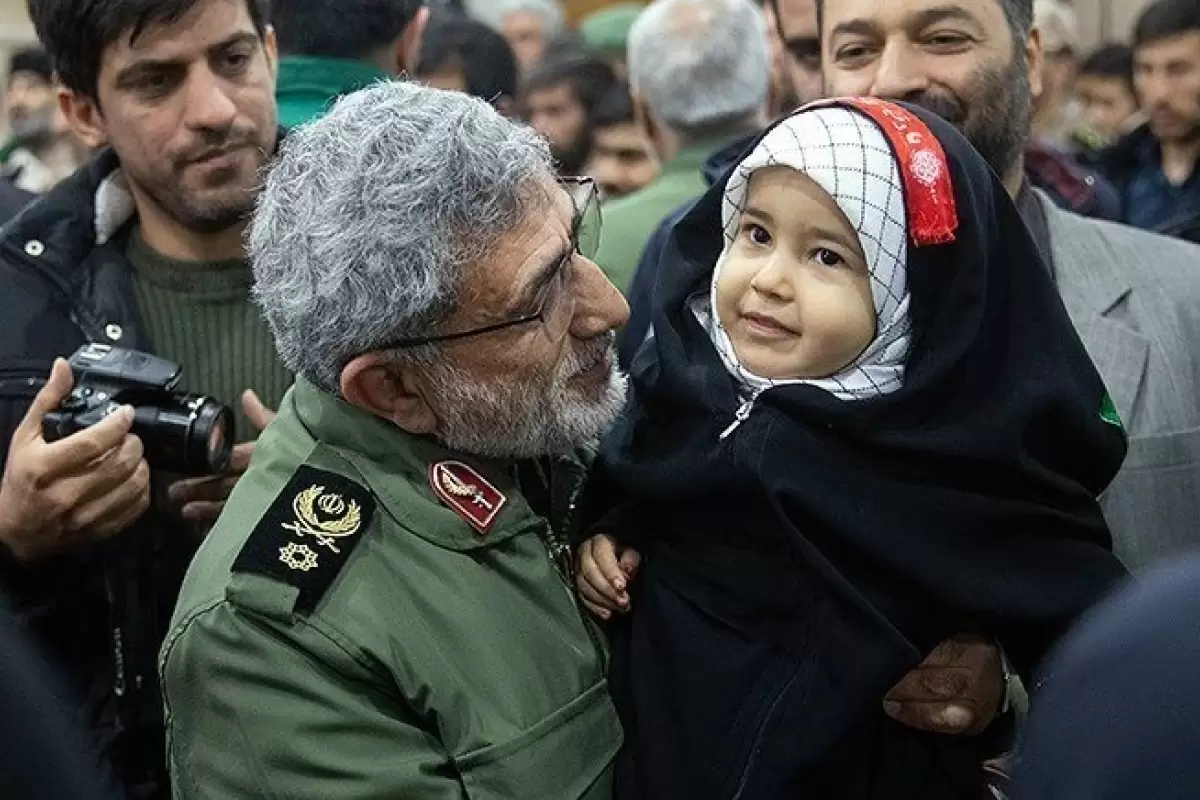 عکس؛ سفر به تاریخ؛ «سردار قاآنی» در کنار «امیر سیاری» در مراسم تنفیذ ریاست جمهوری پزشکیان؛ سال 1403