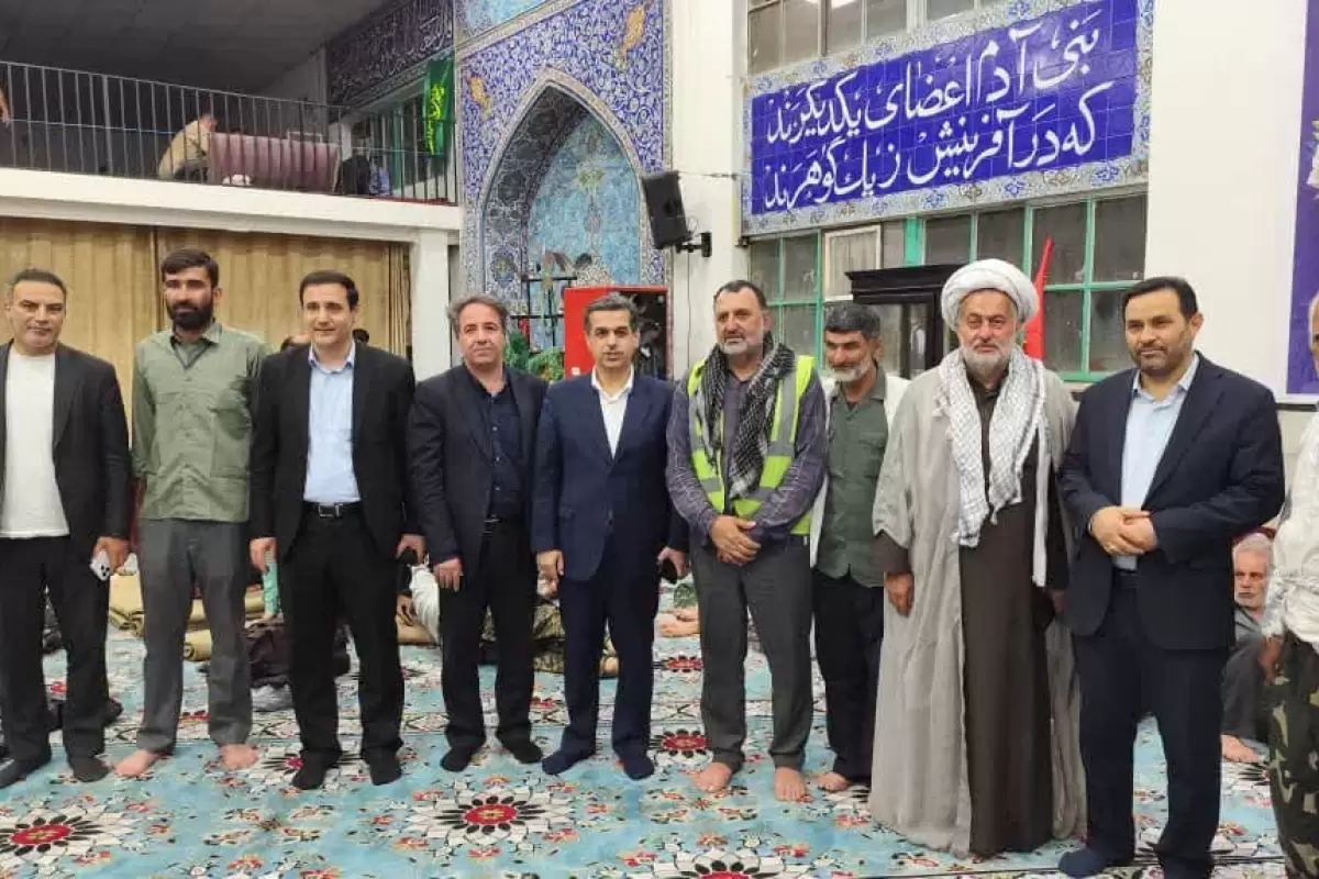 استقبال صمیمانه صمت البرز از زائران پیاده‌روی گیلان به حرم مطهر امام خمینی (ره)