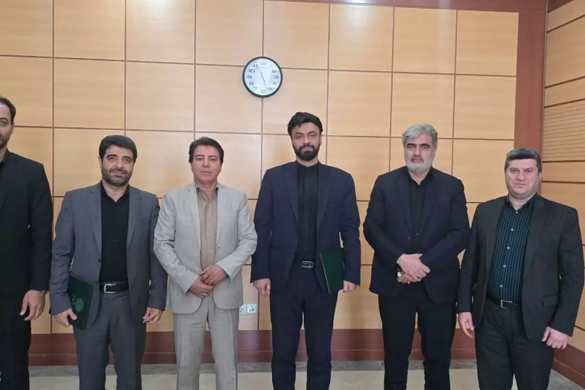 دیدار شهردار و رئیس شورای اسلامی مشکین‌دشت با رئیس دادگستری و دادستان فردیس به مناسبت هفته قوه قضاییه