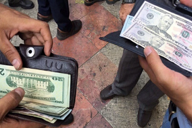 هشدار سازمان مالیاتی به اجاره‌دهندگان کارت ملی برای خرید ارز